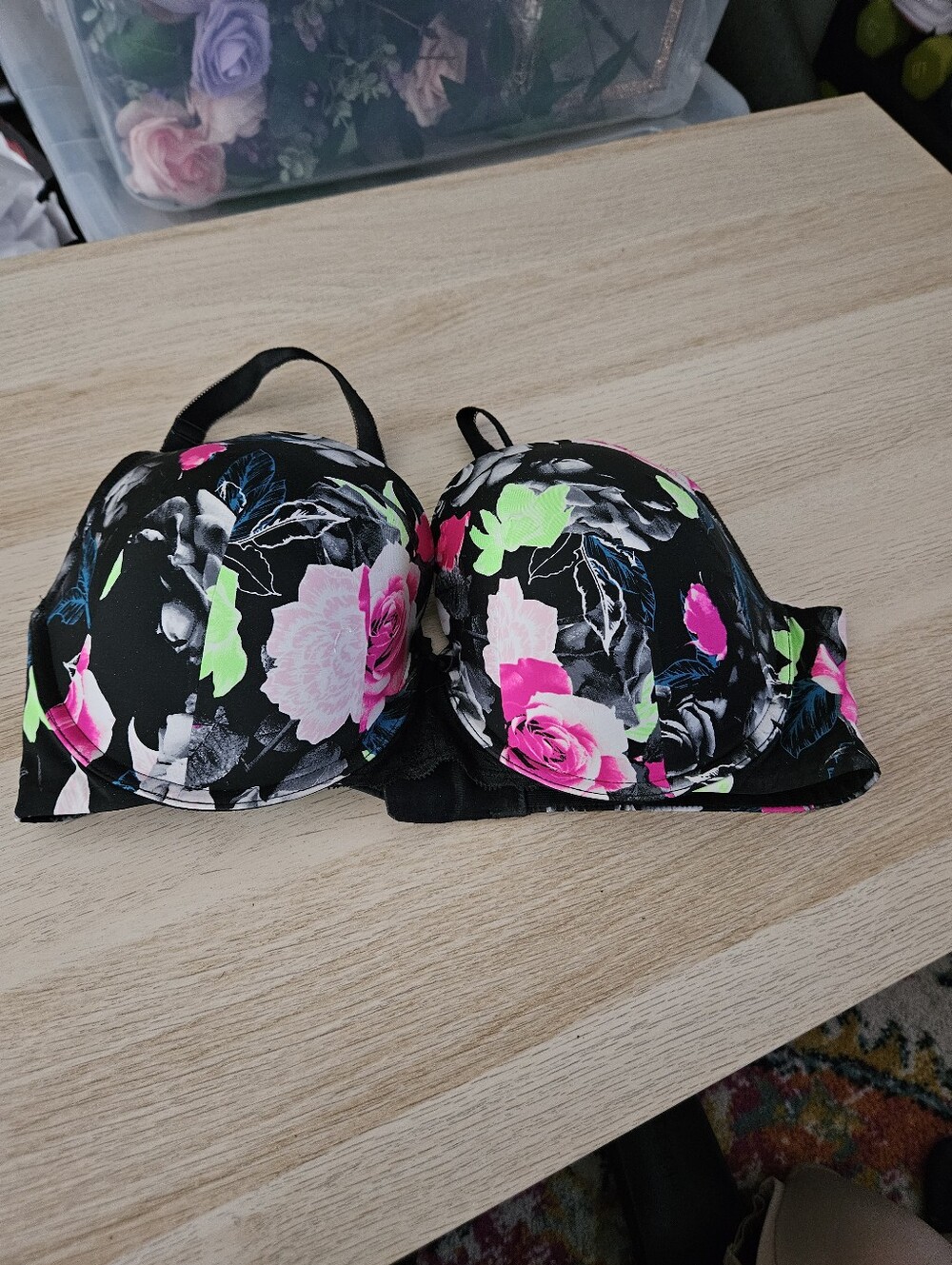 Euc Torrid Black Floral Push-Up Bra with Neon Accents 38D